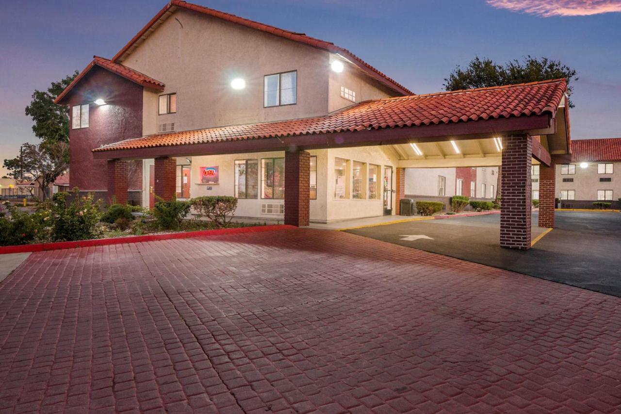 Red Roof Inn Palmdale - Lancaster Dış mekan fotoğraf